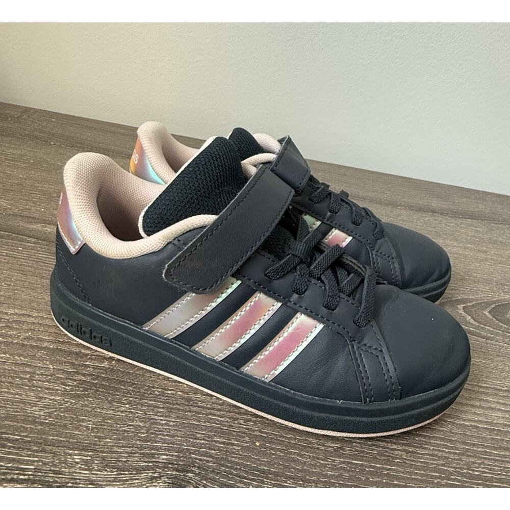 Kids Adidas Grand Court 2.0 K Size 12.5 Shadow Navy Blue Metallic Stripes